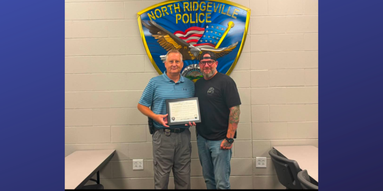Plaque recognizes support after officer’s death